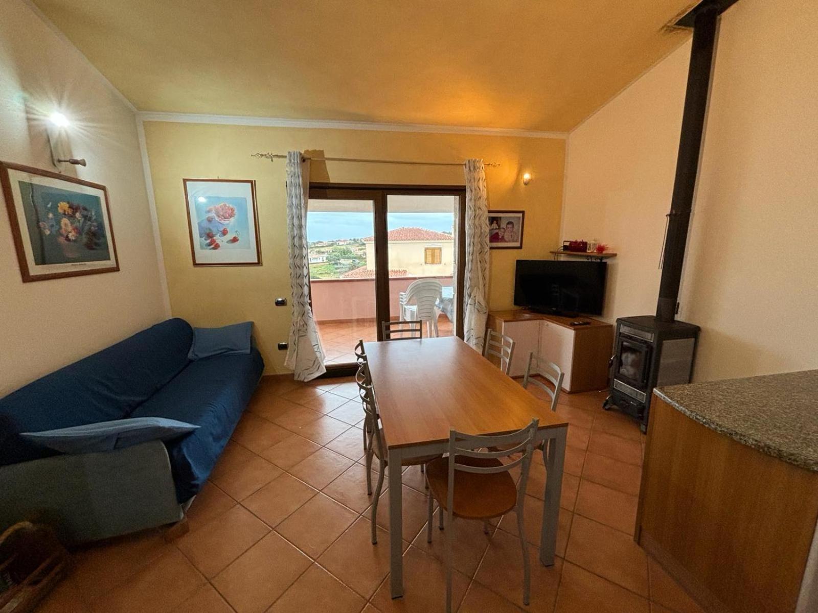 Casa Nostra Tanaunella Bagian luar foto